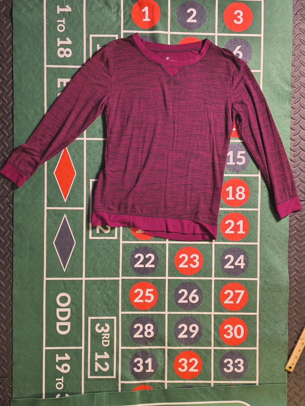 Felina Burgundy Black Heathered Lounge Top Long Sleeve Womenâs Small - Picture 3 of 15